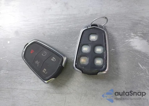 2017 Cadillac Xt5 Luxury z USA, uszkodzony, nr VIN 1GYKNBRS7HZ209182